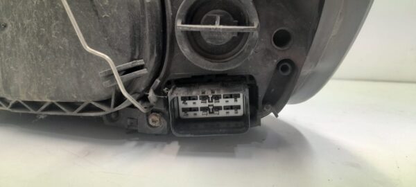 FARO DERECHO VOLVO S40 BERLINA
