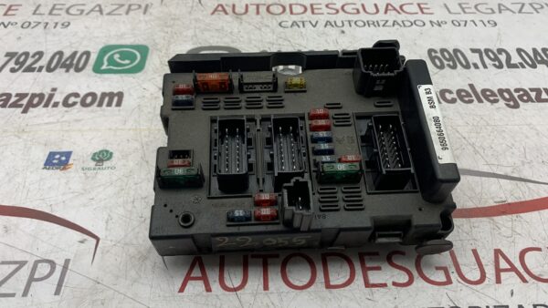 CAJA RELES / FUSIBLES PEUGEOT 206 BERLINA