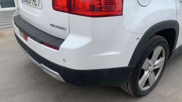 PARAGOLPES TRASERO CHEVROLET ORLANDO
