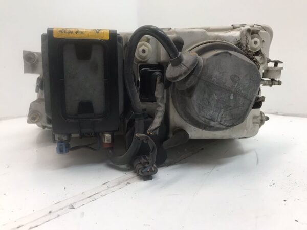 FARO IZQUIERDO VOLVO V40 FAMILIAR