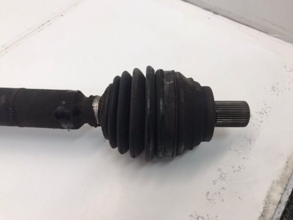 TRANSMISION DELANTERA DERECHA SKODA OCTAVIA BERLINA
