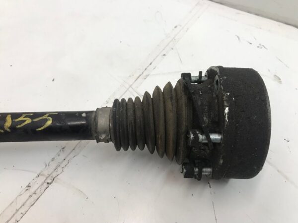 TRANSMISION DELANTERA IZQUIERDA SKODA OCTAVIA BERLINA