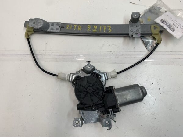 ELEVALUNAS TRASERO IZQUIERDO NISSAN QASHQAI