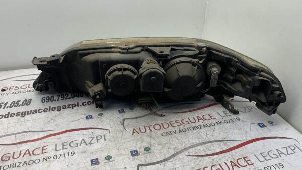 FARO DERECHO RENAULT LAGUNA II GRANDTOUR