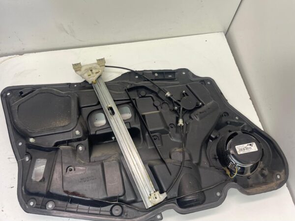ELEVALUNAS DELANTERO DERECHO MAZDA 6 BERLINA