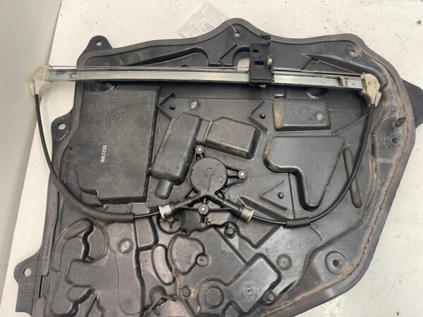 ELEVALUNAS TRASERO DERECHO MAZDA 5 BERL.