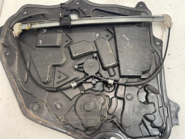 ELEVALUNAS TRASERO IZQUIERDO MAZDA 5 BERL.