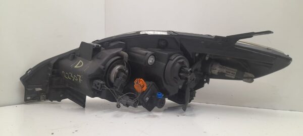 FARO DERECHO MAZDA 5 BERL.
