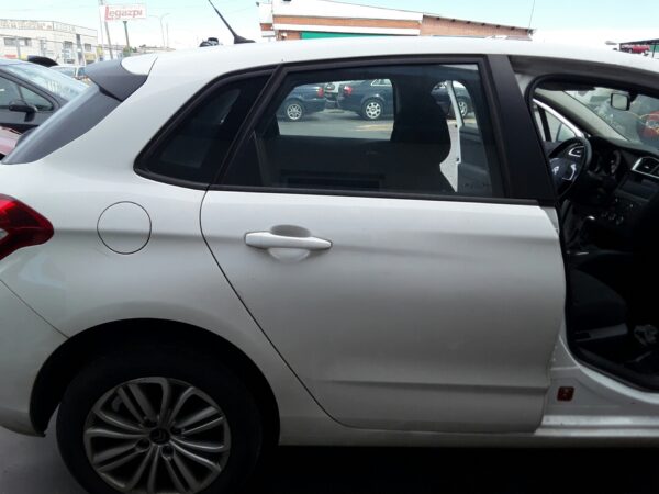 PUERTA TRASERA DERECHA CITROEN C4 LIM.