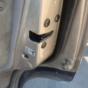 CERRADURA PUERTA DELANTERA DERECHA KIA SORENTO