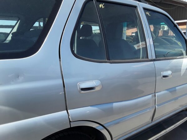 PUERTA TRASERA DERECHA TATA SAFARI