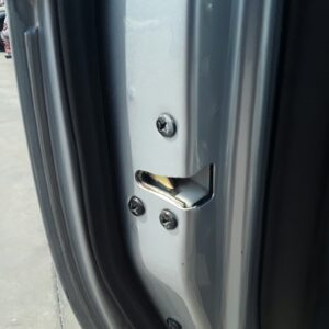 CERRADURA PUERTA DELANTERA IZQUIERDA  SSANGYONG KORANDO