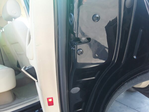 CERRADURA PUERTA TRASERA DERECHA  VOLKSWAGEN TOUAREG
