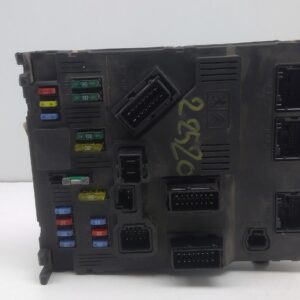 CAJA RELES / FUSIBLES PEUGEOT 407