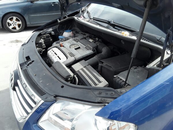 CONDENSADOR / RADIADOR  AIRE ACONDICIONADO VOLKSWAGEN TOURAN