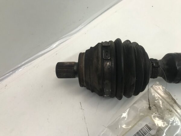 TRANSMISION DELANTERA DERECHA VOLKSWAGEN TOURAN