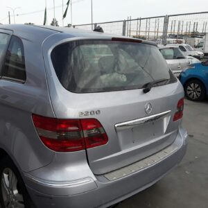 PORTON TRASERO MERCEDES CLASE B