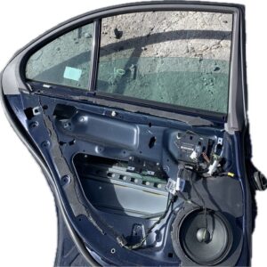 PUERTA TRASERA IZQUIERDA MERCEDES CLASE E BERLINA