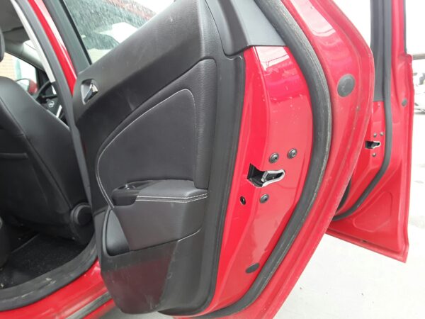 CERRADURA PUERTA TRASERA DERECHA  OPEL ASTRA J LIM.