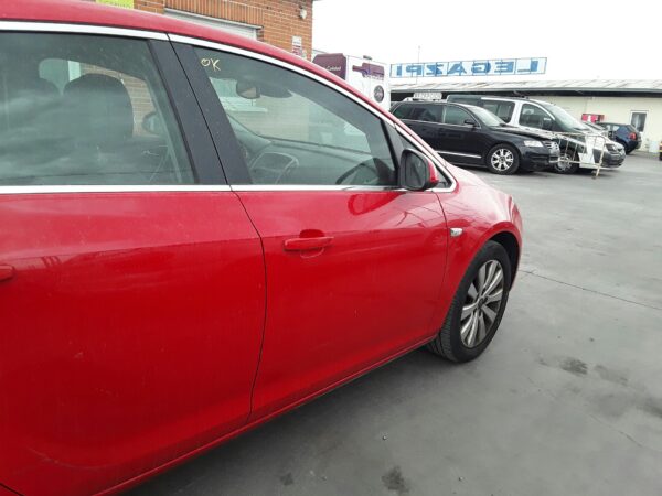 PUERTA DELANTERA DERECHA OPEL ASTRA J LIM.