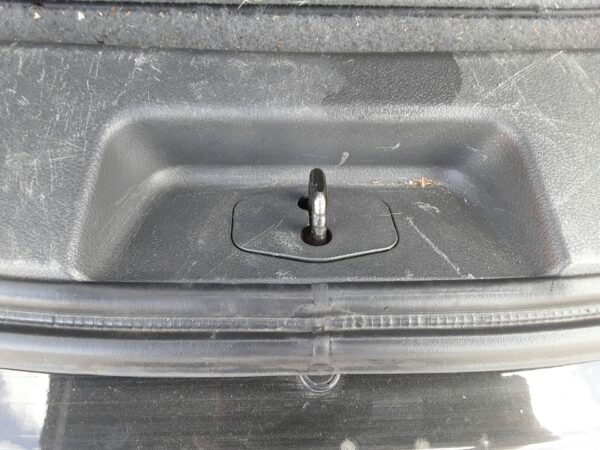 CERRADURA MALETERO / PORTON SSANGYONG KYRON