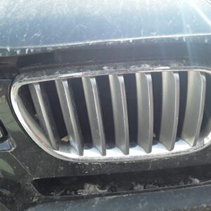 REJILLA PARAGOLPES DERECHA BMW X3