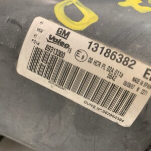 FARO DERECHO OPEL CORSA D