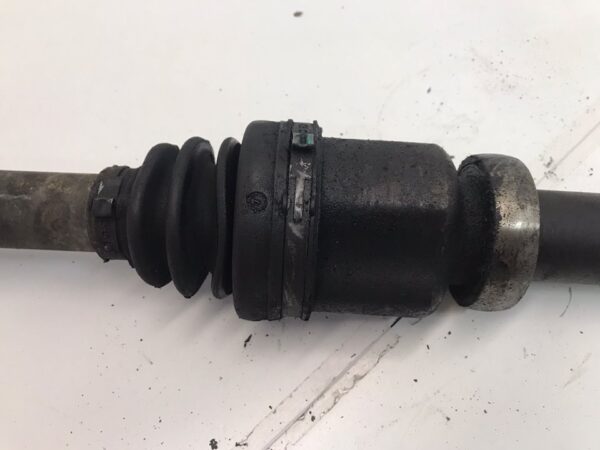 TRANSMISION DELANTERA DERECHA FORD FOCUS BERLINA