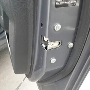 CERRADURA PUERTA DELANTERA DERECHA OPEL MERIVA B