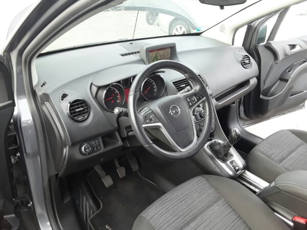 SALPICADERO OPEL MERIVA B