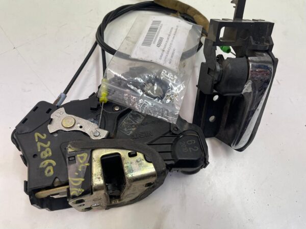 CERRADURA PUERTA DELANTERA DERECHA TOYOTA COROLLA