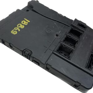 CAJA RELES / FUSIBLES RENAULT SCENIC II