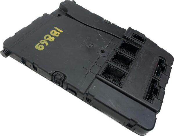 CAJA RELES / FUSIBLES RENAULT SCENIC II