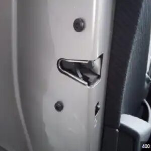 CERRADURA PUERTA TRASERA IZQUIERDA  BMW X1