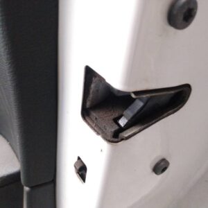 CERRADURA PUERTA TRASERA DERECHA  BMW X1