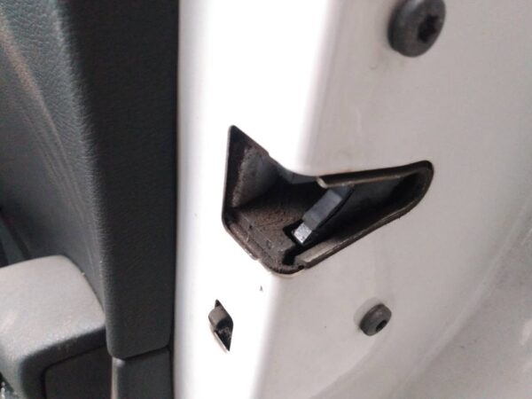 CERRADURA PUERTA TRASERA DERECHA  BMW X1