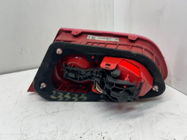 PILOTO TRASERO IZQUIERDO INTERIOR SEAT LEON (1P1)