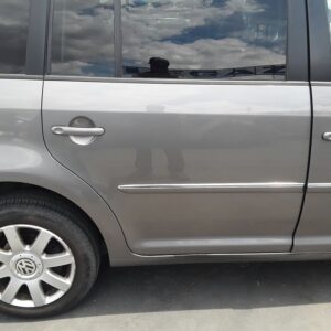 PUERTA TRASERA DERECHA VOLKSWAGEN TOURAN