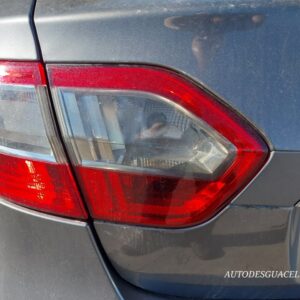PILOTO TRASERO IZQUIERDO INTERIOR RENAULT FLUENCE