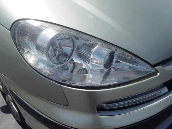 FARO DERECHO PEUGEOT 807