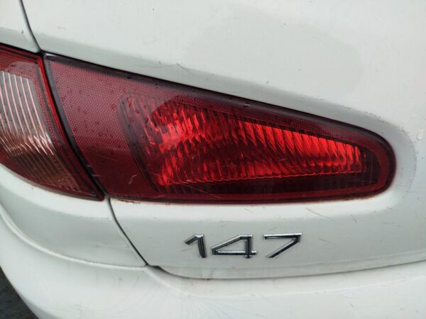 PILOTO TRASERO IZQUIERDO INTERIOR ALFA ROMEO 147