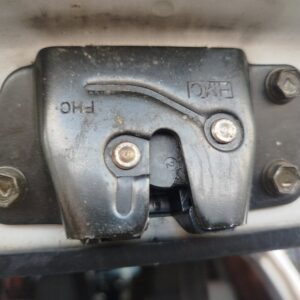CERRADURA MALETERO / PORTON HYUNDAI H-1 ()