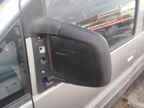 RETROVISOR IZQUIERDO HYUNDAI H-1 ()