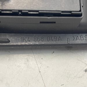 MANDO ELEVALUNAS DELANTERO IZQUIERDO VOLKSWAGEN GOLF V (1K1)(10.2003)