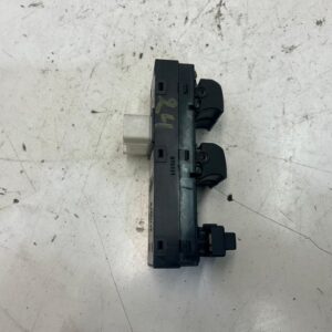 MANDO ELEVALUNAS DELANTERO IZQUIERDO KIA CEED (ED)
