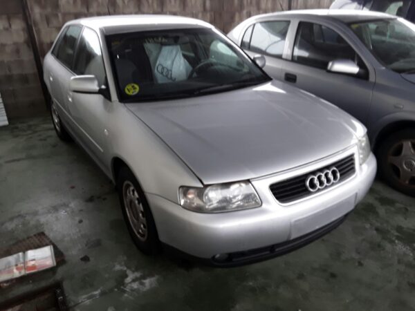PILOTO TRASERO IZQUIERDO AUDI A3 - Imagen 3