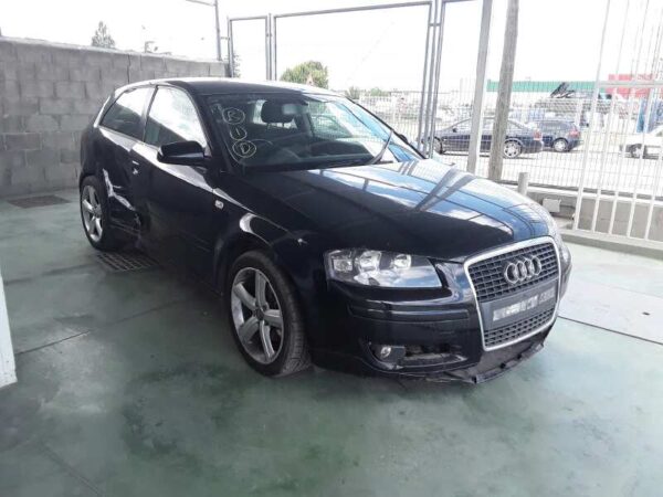 PILOTO TRASERO IZQUIERDO AUDI A3 - Imagen 2