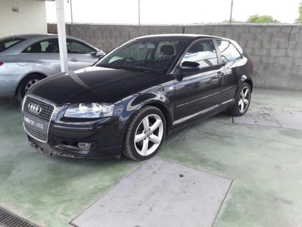 PILOTO TRASERO IZQUIERDO AUDI A3 - Imagen 4