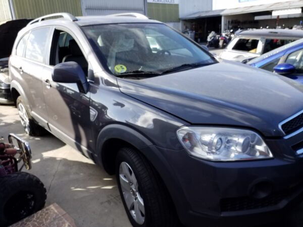 PARAGOLPES TRASERO CHEVROLET CAPTIVA - Imagen 4