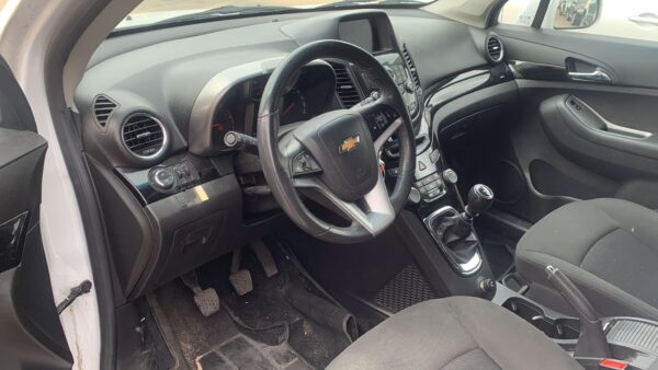 PILOTO TRASERO DERECHO CHEVROLET ORLANDO - Imagen 4